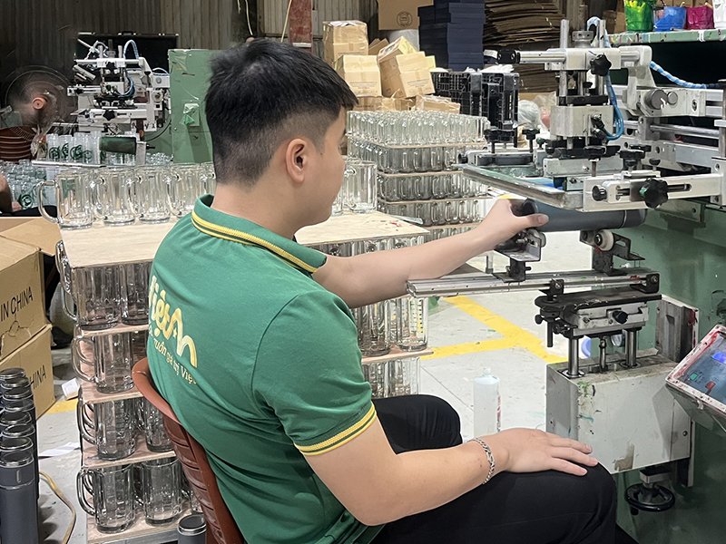 Xưởng in logo theo yêu cầu
