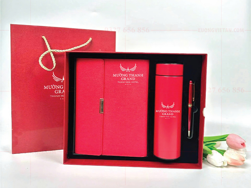 Bộ gift set in logo làm quà tặng 