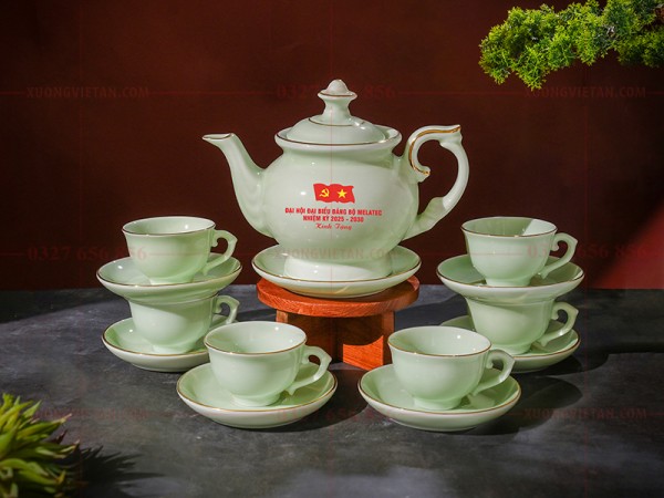 Bộ ấm chén Bát Tràng in logo đại hội đảng