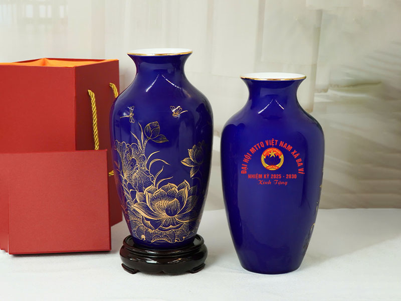 Lọ hoa in logo mặt trận tổ quốc