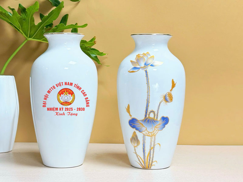 Lọ hoa in logo mặt trận tổ quốc