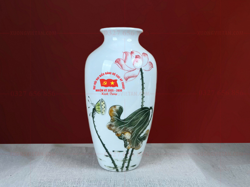 Lọ hoa Bát Tràng in logo đại hội đảng