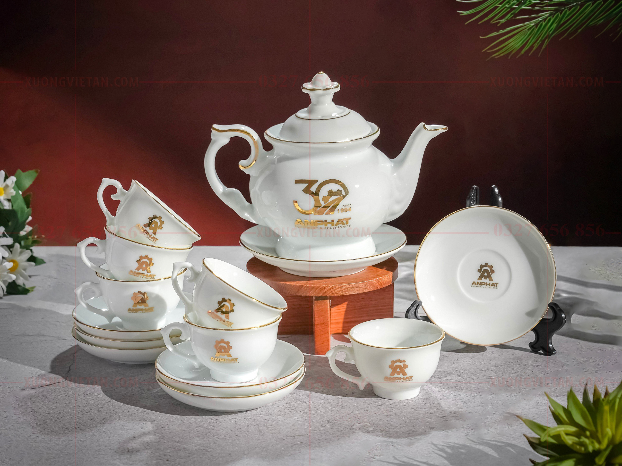 Bộ ấm chén in logo làm quà tặng doanh nghiệp