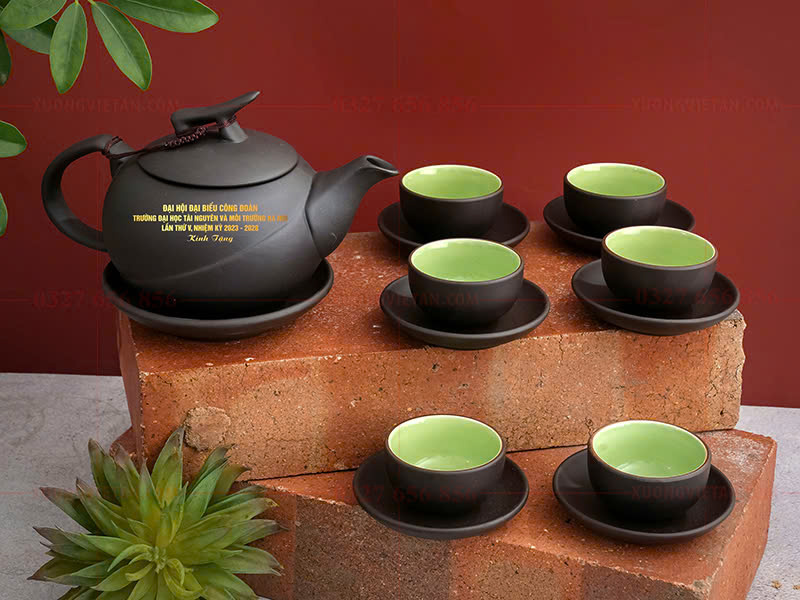 Top 5 mẫu ấm chén công đoàn được yêu thích nhất hiện nay