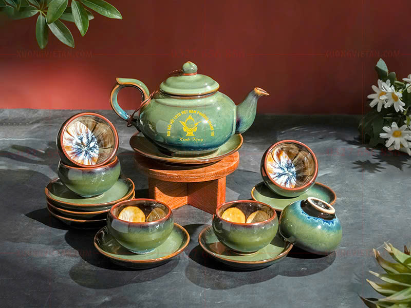 Top 5 mẫu ấm chén công đoàn được yêu thích nhất hiện nay