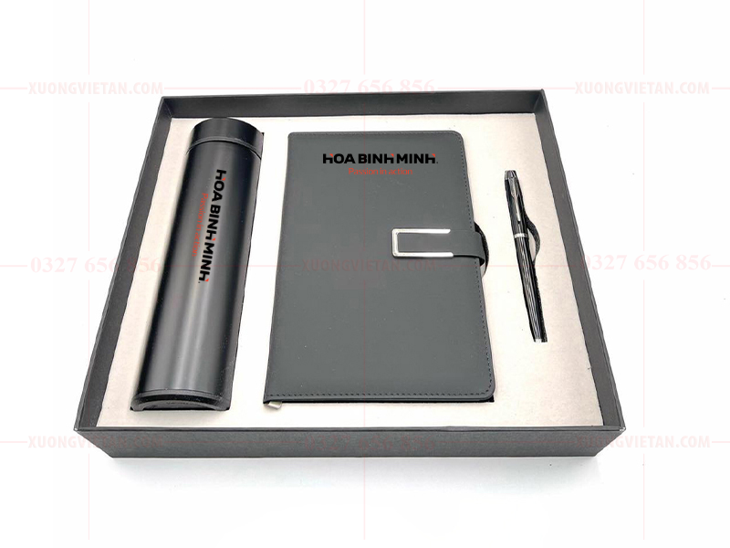 Bộ gift set in logo làm quà tặng 