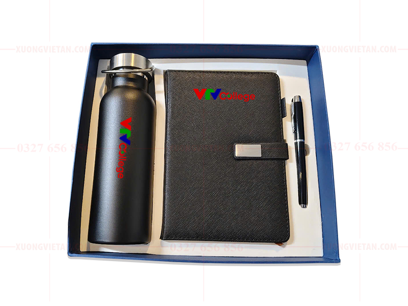 Bộ gift set in logo làm quà tặng 