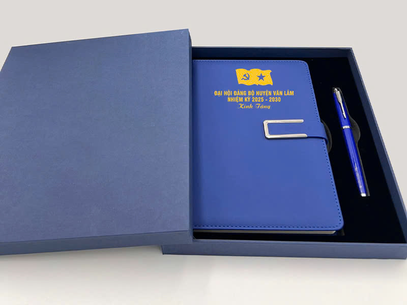 Bộ quà tặng sổ da - bút - bình giữ nhiệt in logo 