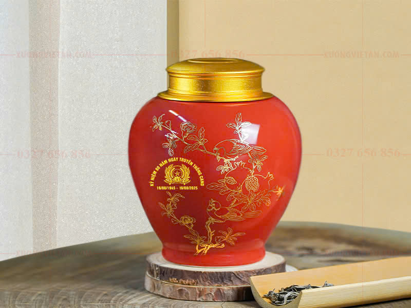 Hũ trà in logo kỷ niệm 80 năm ngày truyền thống CAND