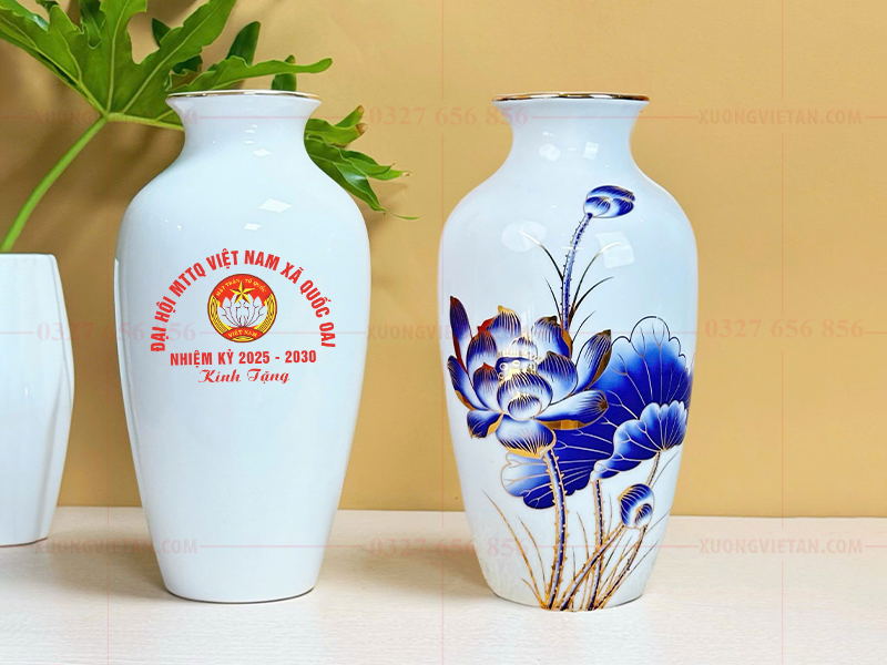 Lọ hoa in logo mặt trận tổ quốc