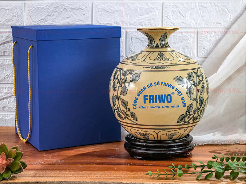 Bình hút tài lộc vẽ tay in logo