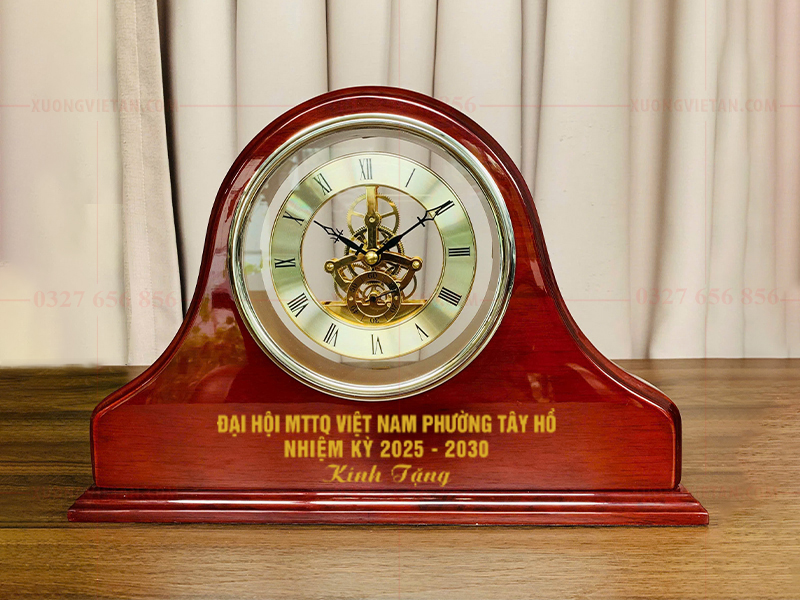 Đồng hồ in logo mặt trận tổ quốc