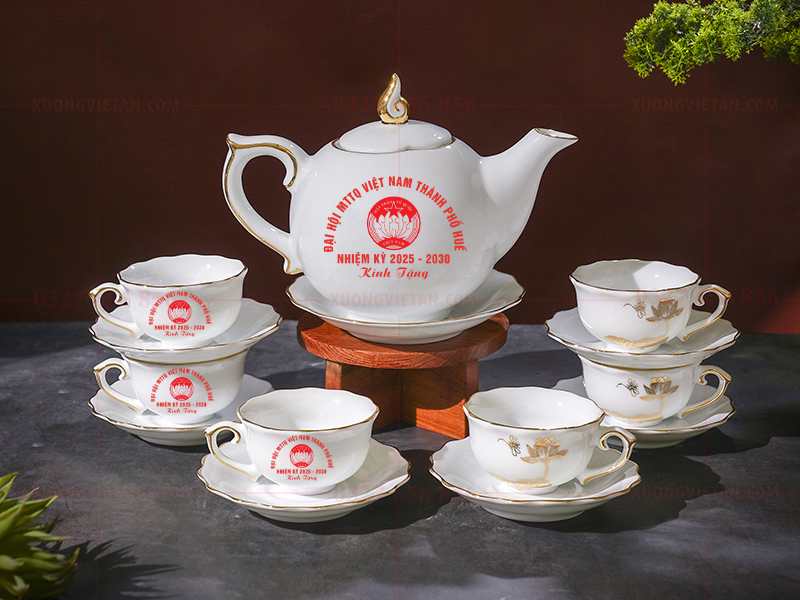 Bộ ấm chén in logo đại hội mặt trận tổ quốc