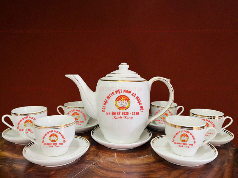 Bộ ấm chén in logo đại hội mặt trận tổ quốc